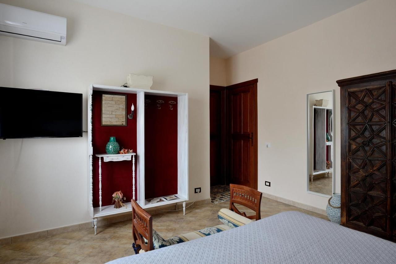 Lumie Di Sicilia Bed and Breakfast Porto Empedocle Eksteriør billede